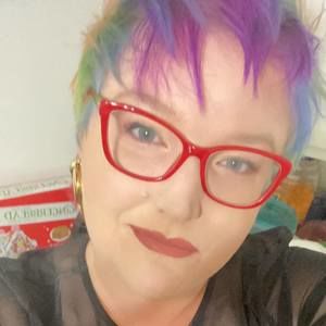 Meet your Posher, Claire